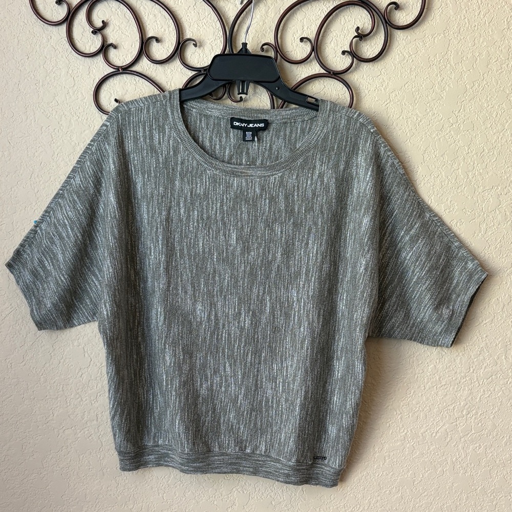 DKNY Sage/White Women's Top